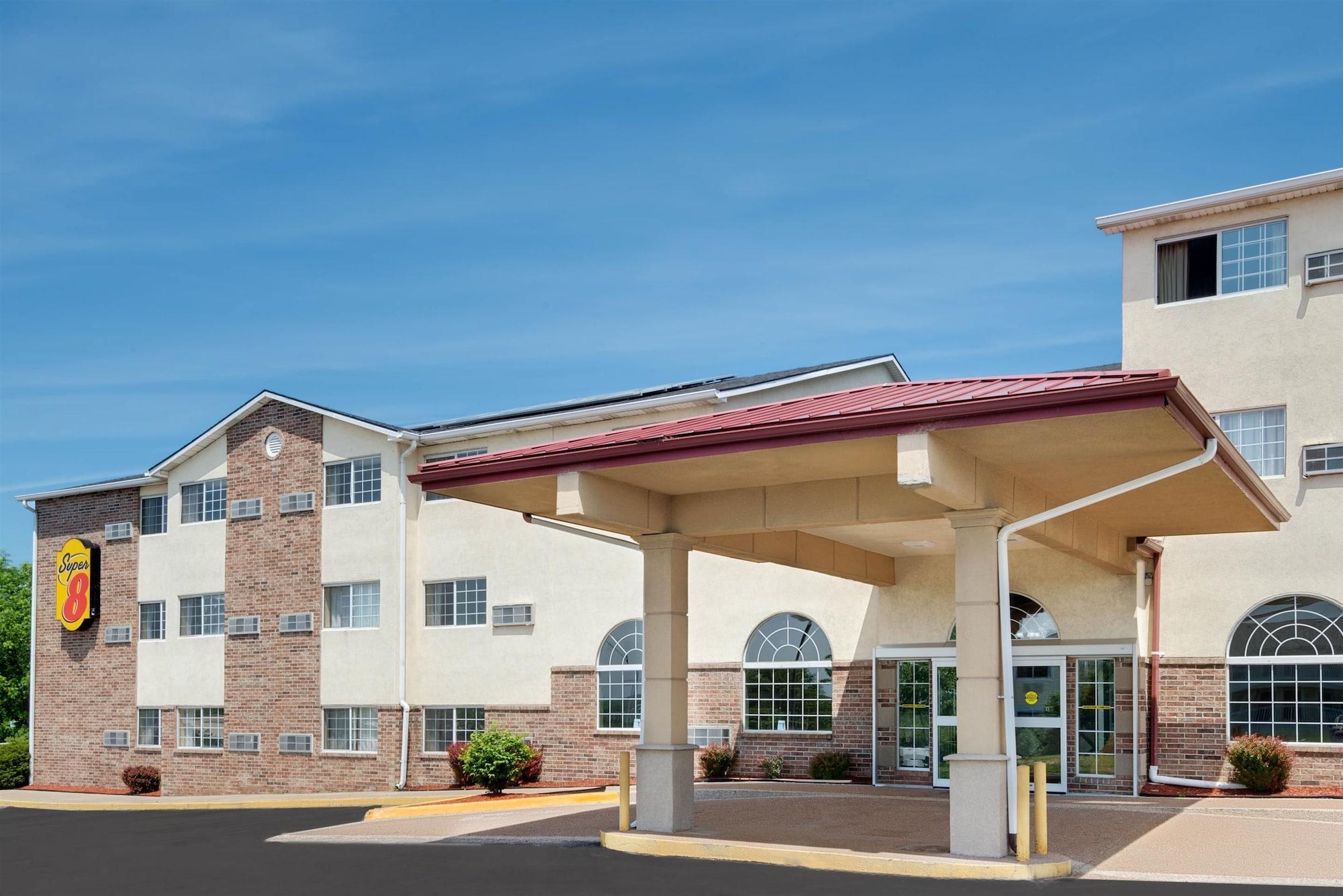 Super 8 By Wyndham Kansas City Extérieur photo