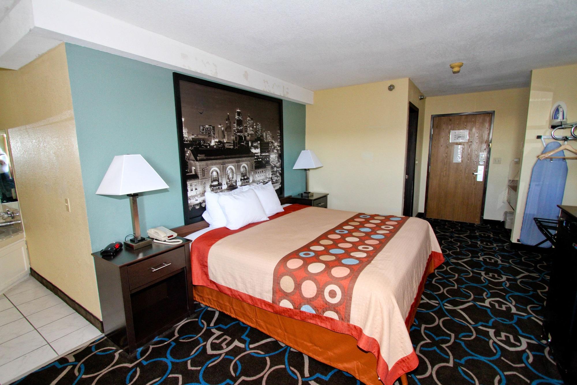 Super 8 By Wyndham Kansas City Extérieur photo
