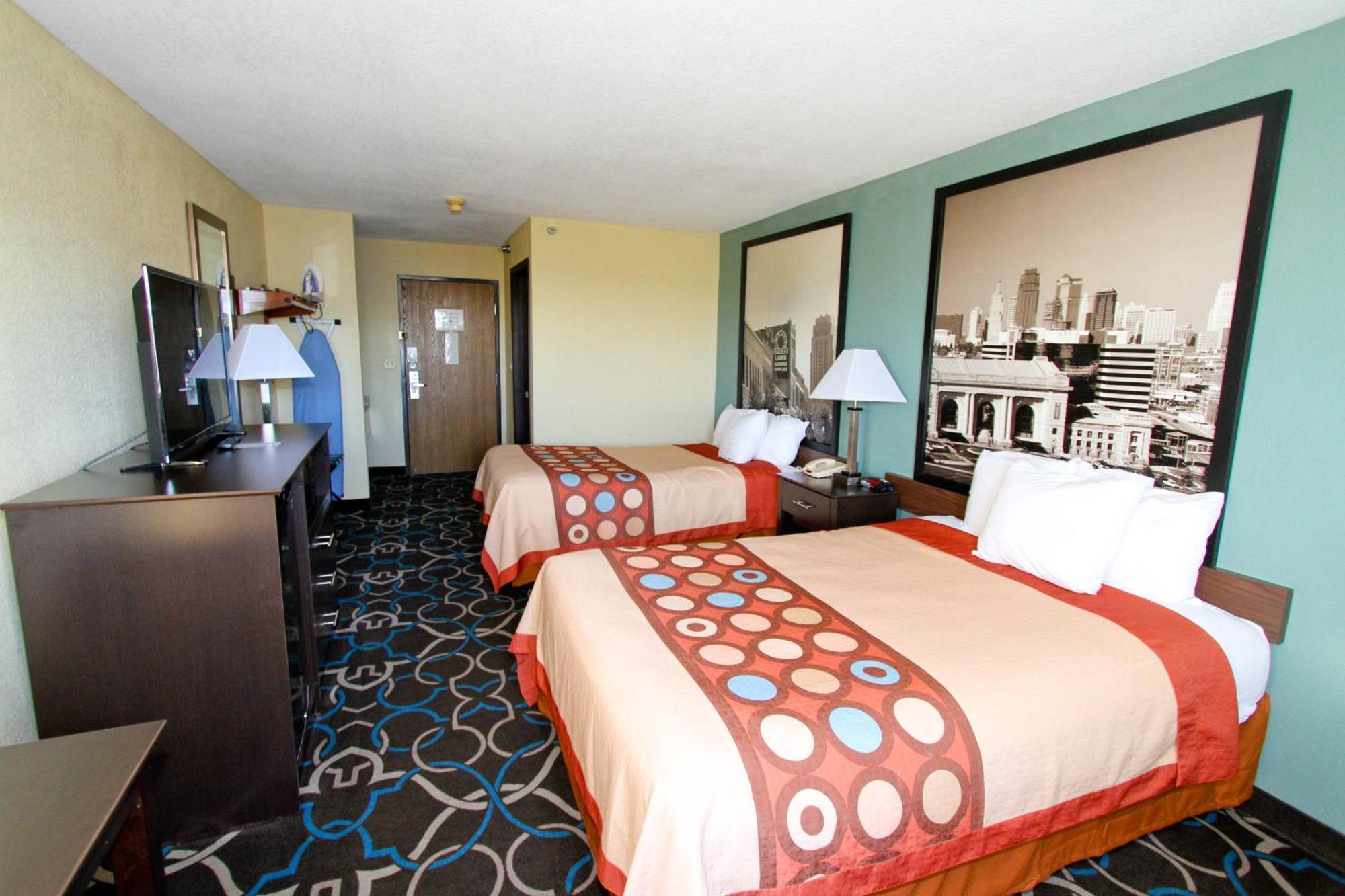 Super 8 By Wyndham Kansas City Extérieur photo